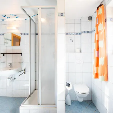 Domek alpejski In Zillertal Near Bus Stop Hainzenberg