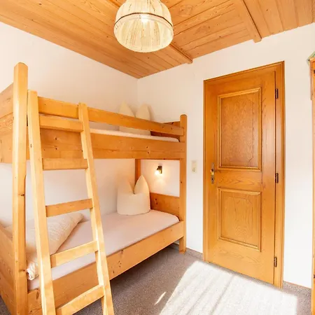 בקתה In Zillertal Near Bus Stop *